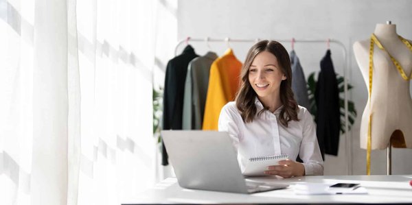 Les portants de vêtements spirale : praticité et style réunis