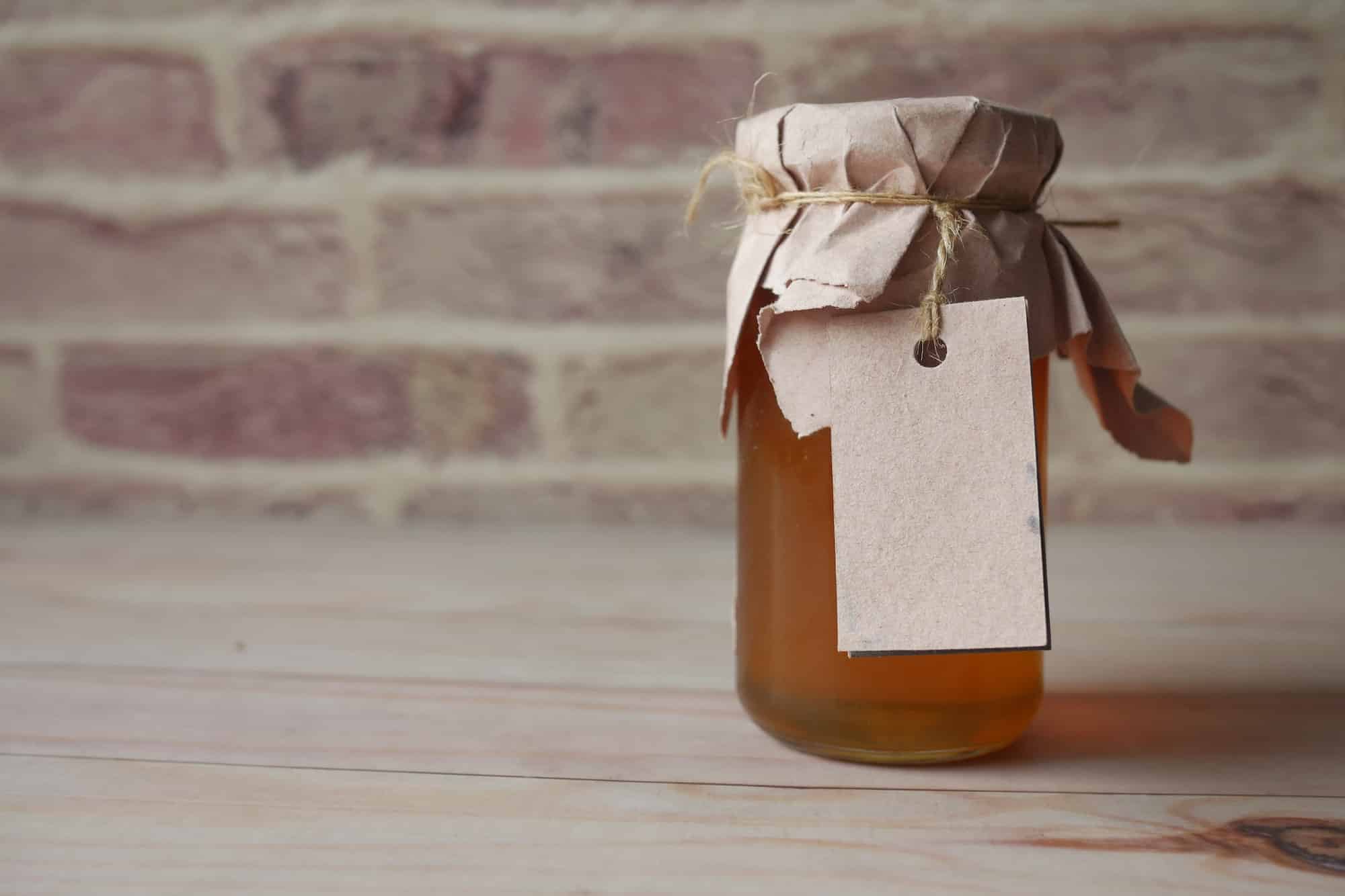 L’importance de la conformité réglementaire dans l’étiquetage du miel